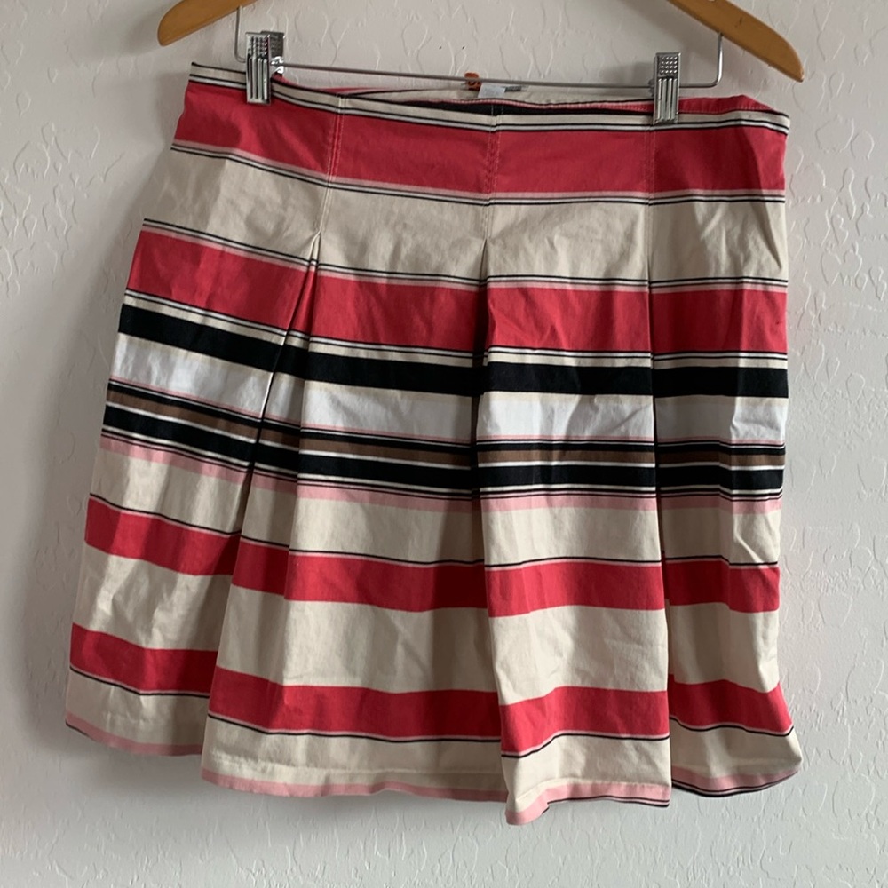 New York & Company Pleated Mini skirt